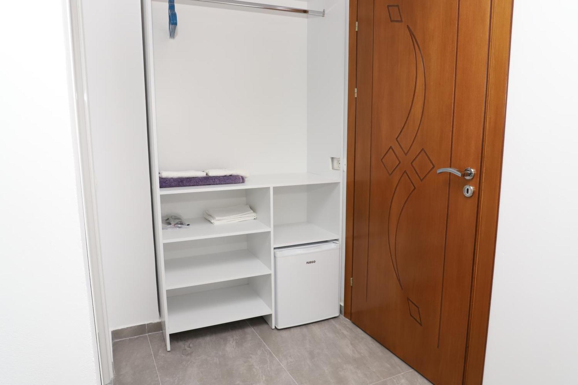 Vila Toska Berat Bagian luar foto